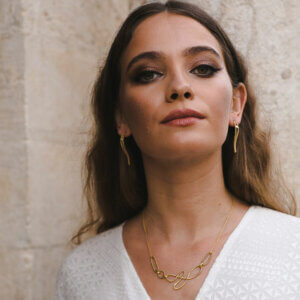 chandally_ERWD-CD036_retrograde-earrings_model-1