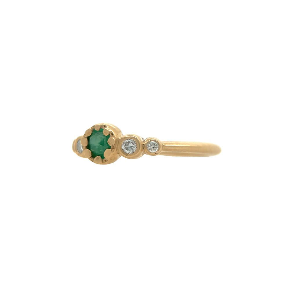 lorak_LJR044_elin-pebble-ring-side