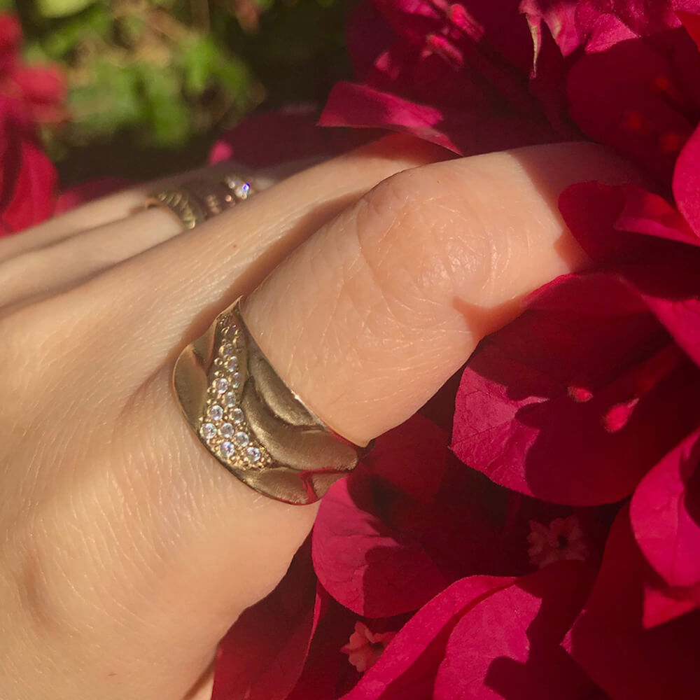 k-mita-design_SD-075RC_wide-dune-ring_model
