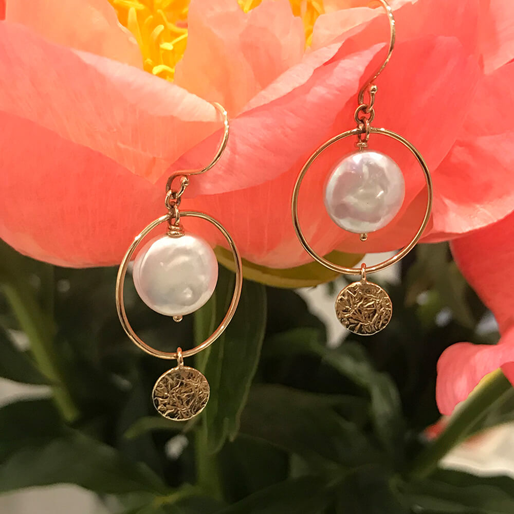 k-mita-design_WS-010EC_halo-earrings_lifestyle
