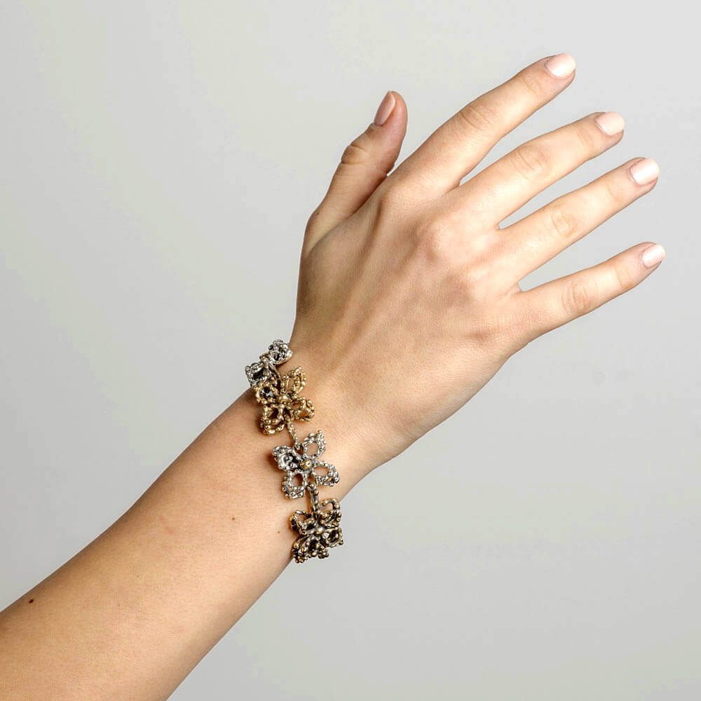 mandile-gioielli_BA048_dew-drops-bracelet-in-925-silver-and-bronze_model