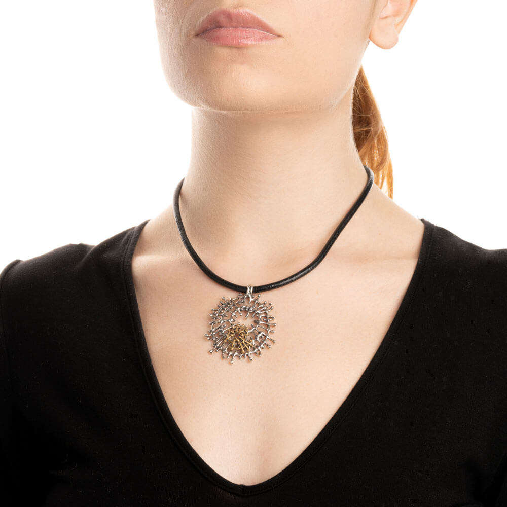 mandile-gioielli_CR023_spiderweb-pendant-in-925-silver-and-bronze_model