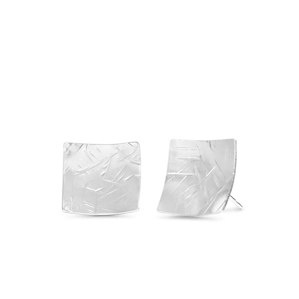 ravit-kaplan_RKJER020_square-texture-maya-earrings_silver